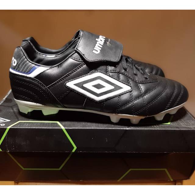 Umbro Speciali Eternal Premier HG Original BNIB