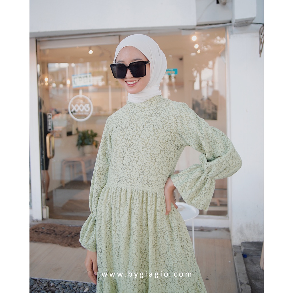 ALISHA TUNIK BYGIAGIO Daily Outfit / Set Wanita / Atasan Wanita / Top Wanita baju atasan wanita bahan brokat lace halus nyaman tidak gerah baju atasan kerja baju atasan kuliah baju atasan simple ruffle cantik kerah shanghai dres lebaran gaun putih