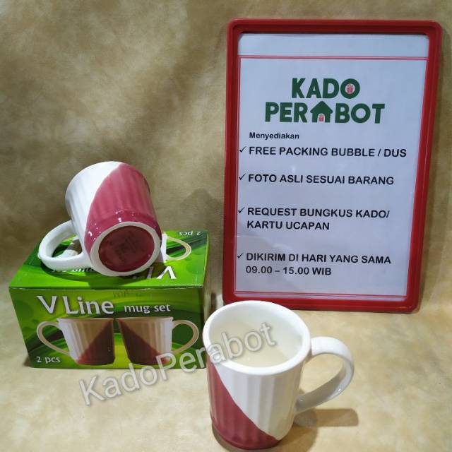 Kado Mug Set V Line isi 2Pcs - gelas couple - mug kembar - mug pasangan bahan keramik