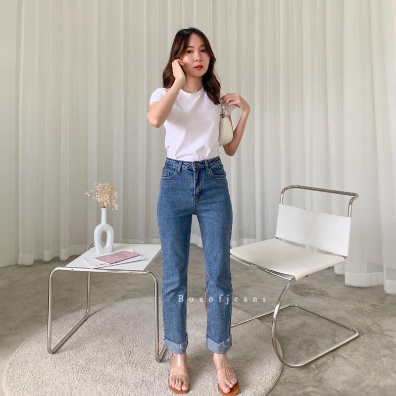 Boxofjeans - YURI 유리 Cut Boyfriend jeans - DARK BLUE