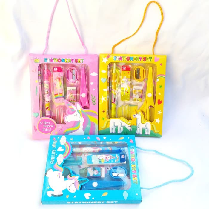 

Paket Puzzle Anak - Paket Ujian - Paket Alat Tulis Stationery Study Set No.2018 Motif Unicorn Produk