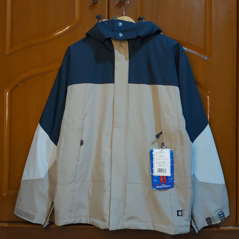 JAKET CHUR SENOWB0ARDING GENERATI0N - BNWT  - 0RIGINAL