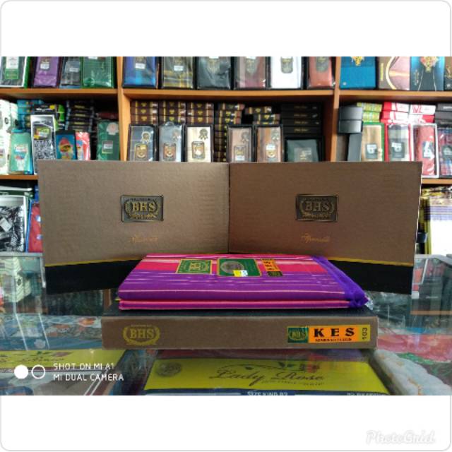 Sarung BHS Spunsilk KES (Kombinasi Es Lilin)