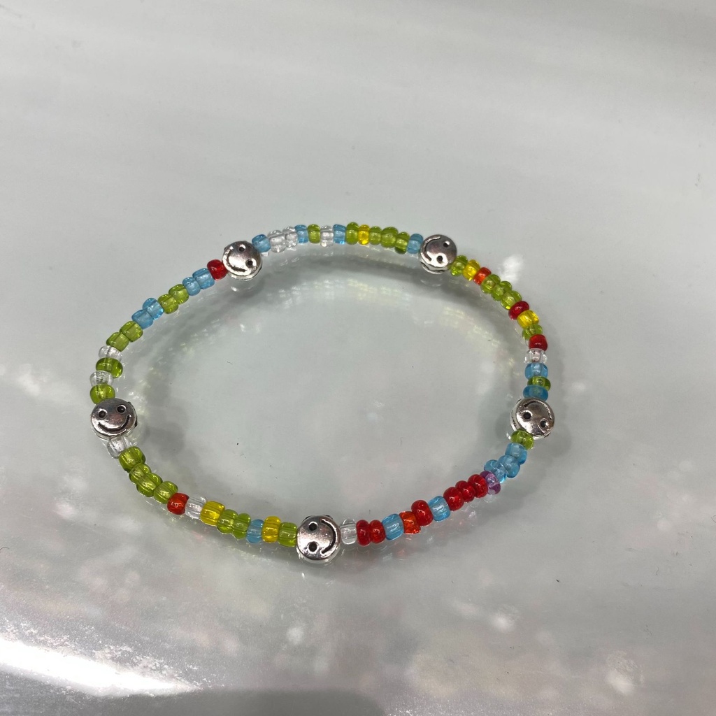Gelang Tangan Manik-Manik Motif Smiley Face Warna Permen Beige Ala Korea / Retro Untuk Wanita-Clear Colorful Bracelet