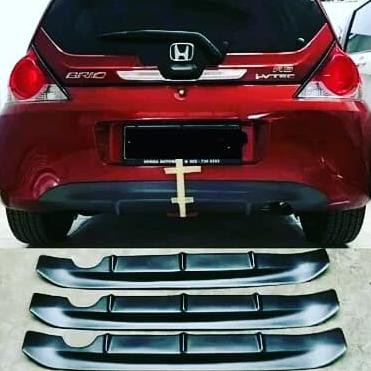 Aksesoris Eksterior modifikasi variasi mobil Diffuser honda brio lama