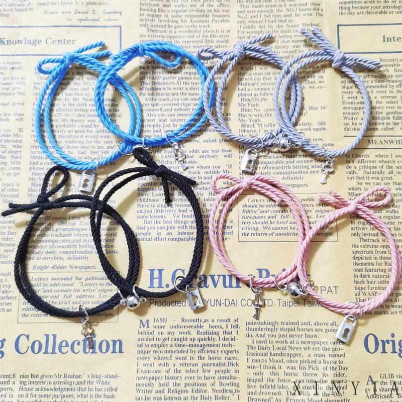 Xia.id Gelang Tangan Karet Aksen Gembok + Kunci + Hati + Magnet Untuk Pasangan / Pria / Wanita