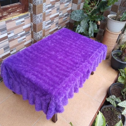 Taplak Meja Tamu Rumbai Bulu Rasfur ukuran 55x110