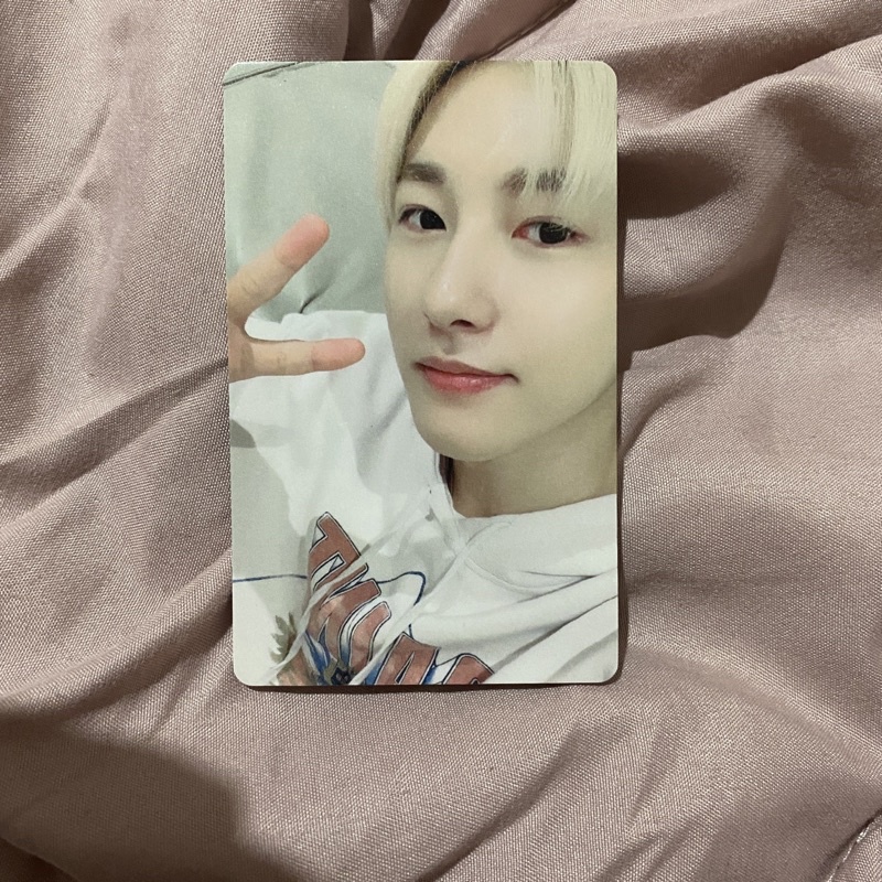 renjun hello future yizhiyu benefit photocard pc nct dream round 2
