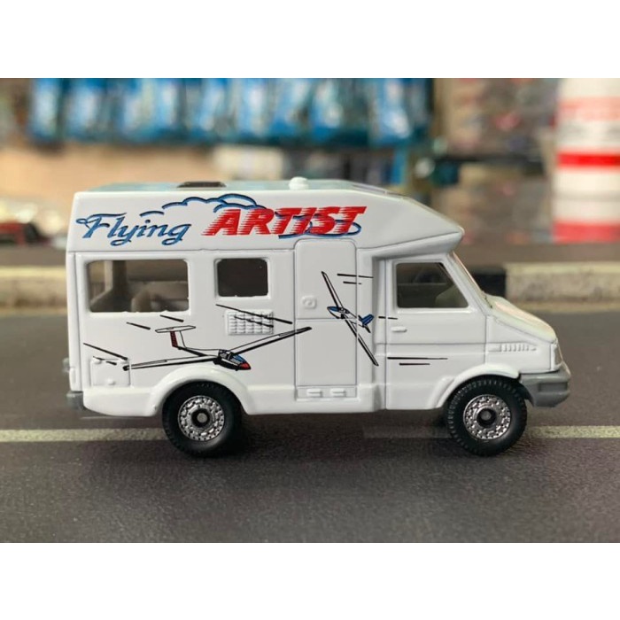 Siku Iveco Camper Flying Artist White