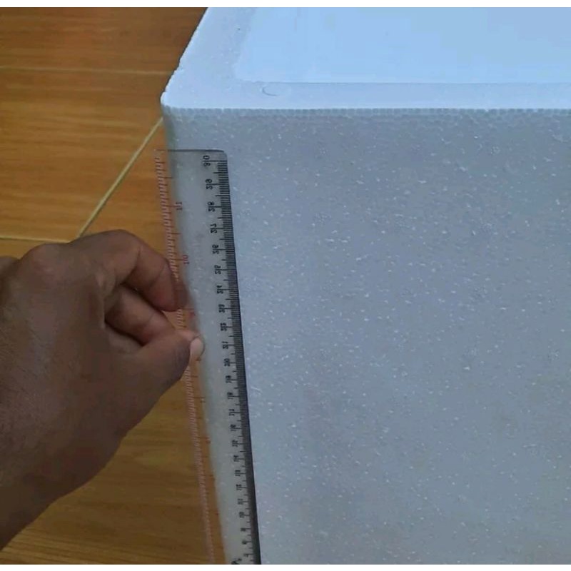 Styrofoam box