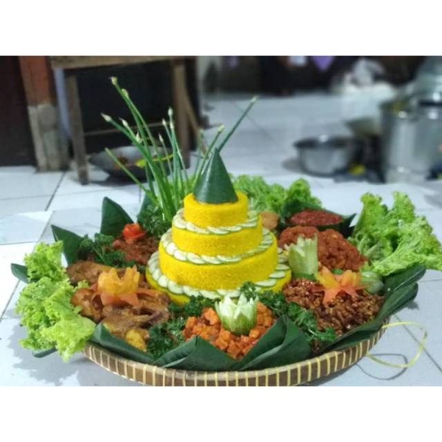 

Tumpeng Nasi Kuning