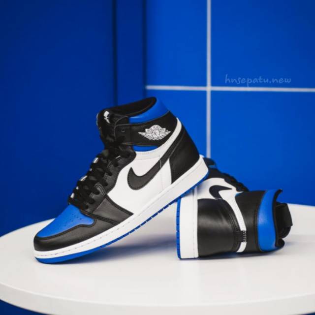 air jordan 1 royal toes