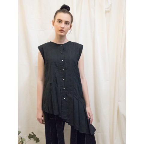 

Namirah The Label - Hakida Black