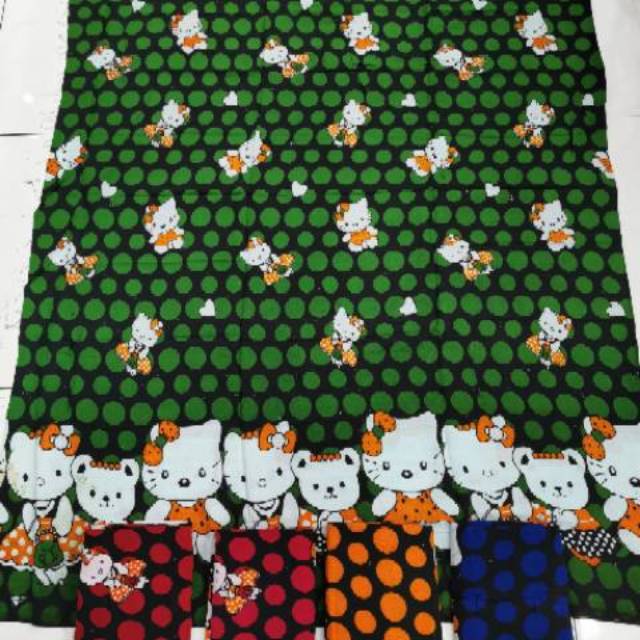 Sarung Gloyor Hello kitty dingin spt kain Bali