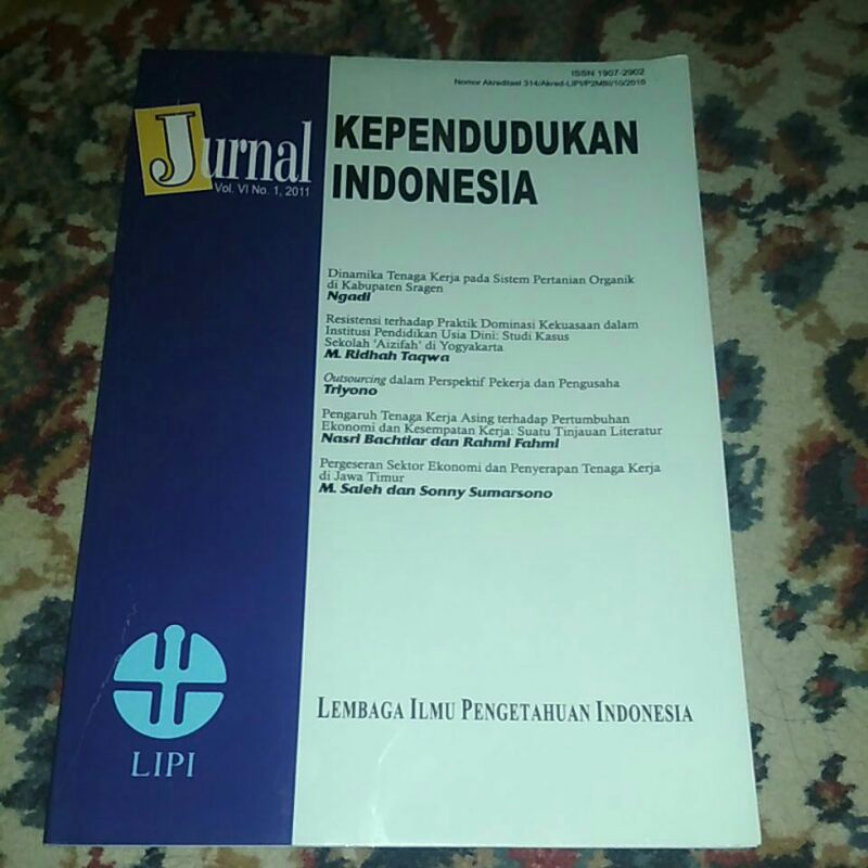 Jurnal Penelitian Kependudukan Indonesia (Ilmu Sosial Politik)