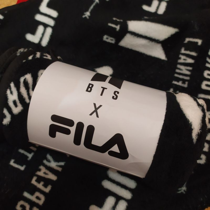 [BOOKED] Fila Blanket Speak Yourself SYS BTS Limited Edition