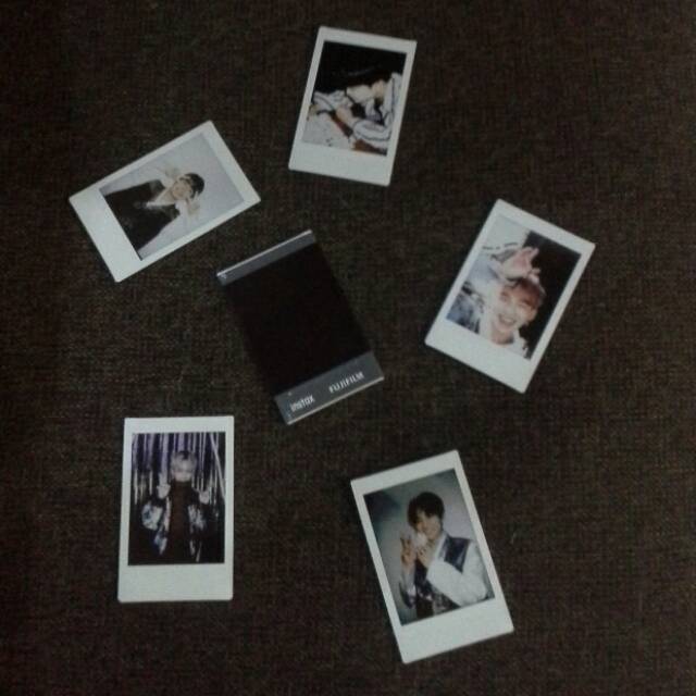 REAL POLAROID YGTB YG TREASURE BOX SILVER BOYS