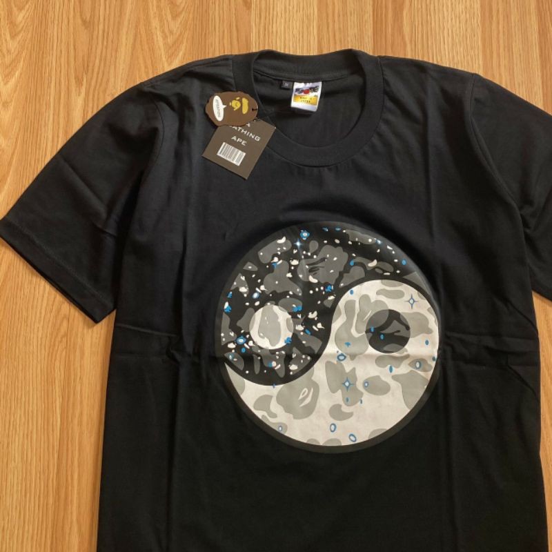 a bathing ape T-shirt/kaos