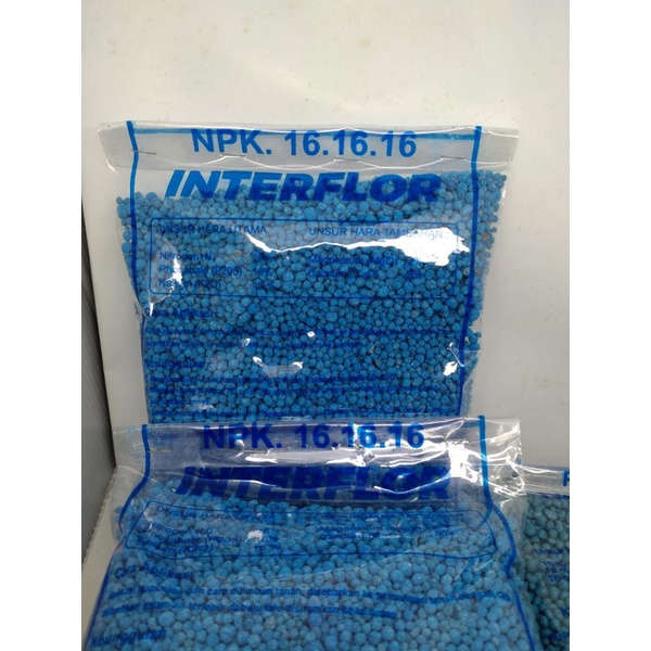 Pupuk NPK 16 16 16 INTERFLOR kemasan 500 gram