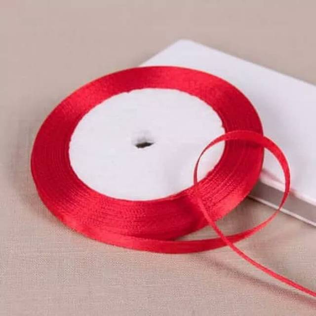 

Pita satin merah hati 0.5 cm/ kain / ribbon saten / benang jahit