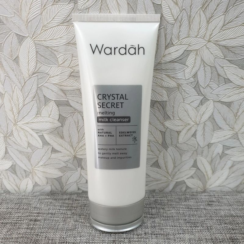 Wardah Crystal Secret Melting  Cleanser