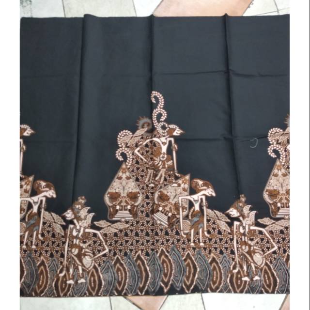 Kain Batik solo motif wayang gunungan