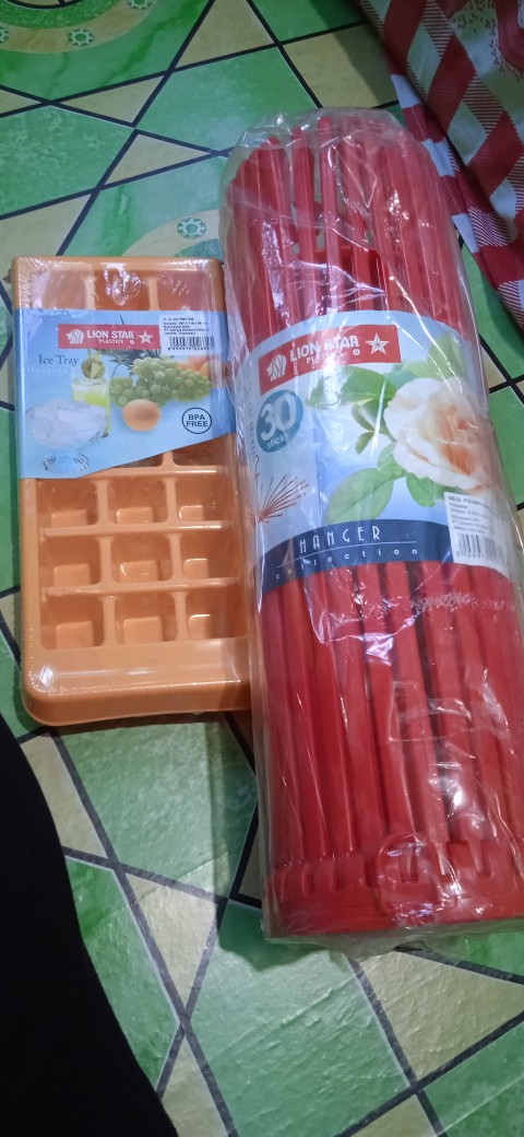 It-6 Ice Tray 002 / Cetakan Es Batu Lion Star