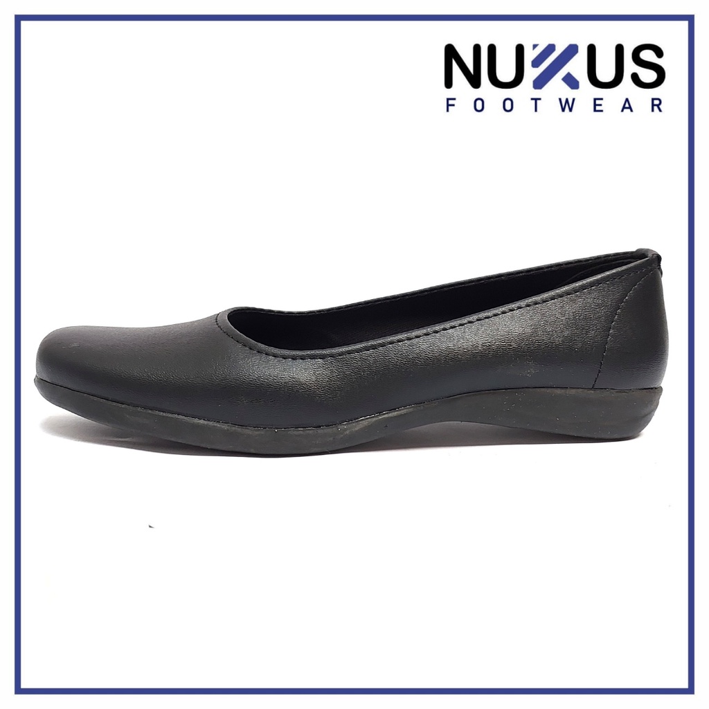 Sepatu Pantofel Flat Hitam Wanita - P04