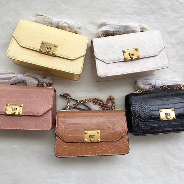 C71000 CHARLES AND KEITH ORIGINAL BAG