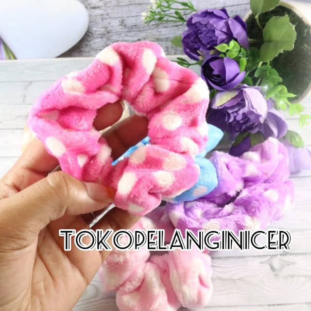 Ikat rambut donat kunciran scrunchie hairdo fashion aksesories rambut Tokopelanginicer