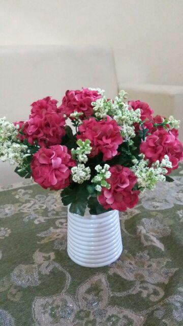 Krisan Bulat Bunga Artificial Rimbun Vas Ulir Pendek