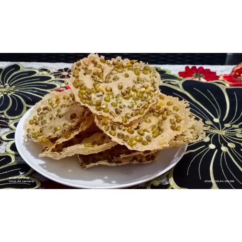 

Peyek