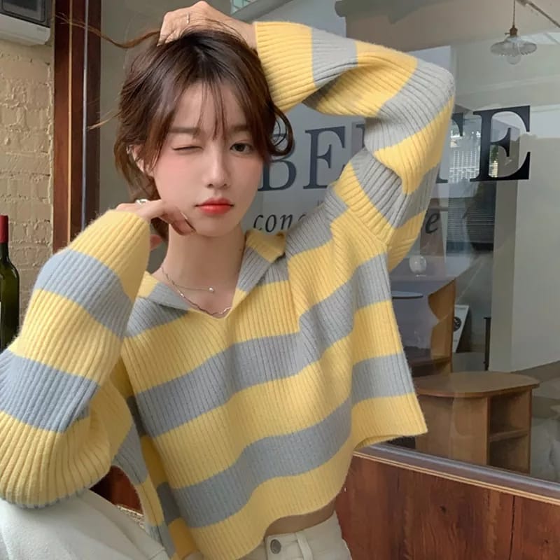 Sweater Rajut Wanita Hanna Hoodie Stripe Gaya Korea Knitwear