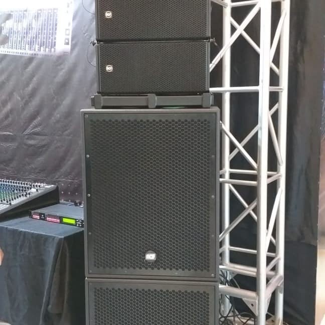 Speaker Line array RCF HDL26a