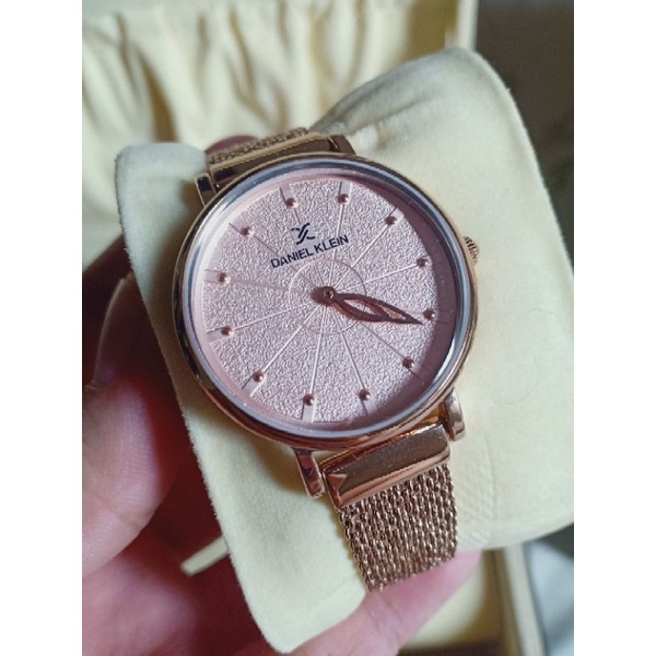 jam tangan ori daniel klein