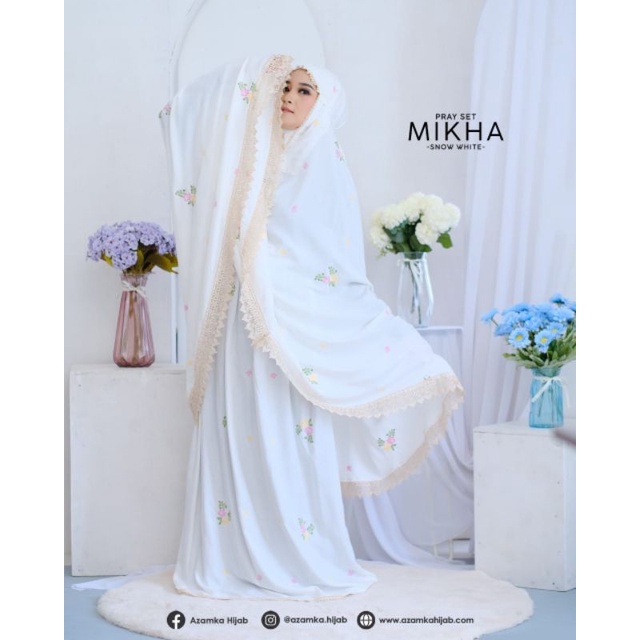 Mikha Prayer set by Azamka