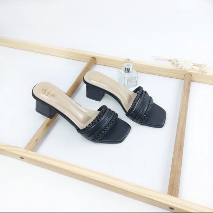 Sendal Selop Heels Wanita Hak 5cm Tali Kepang - CALARA