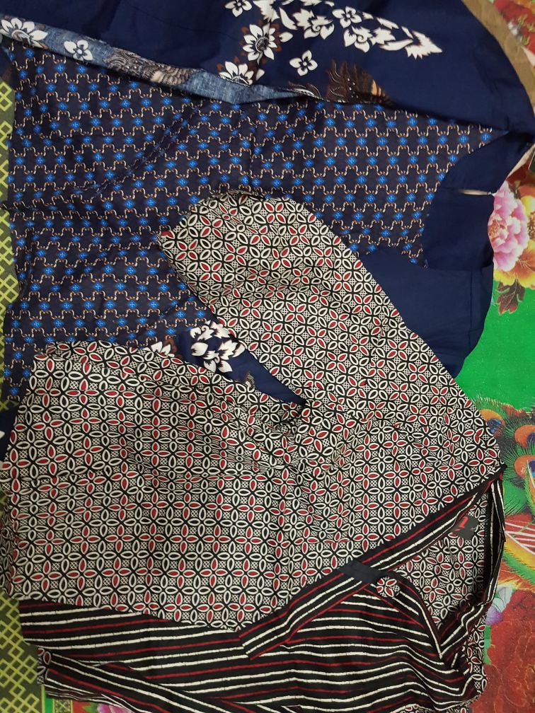 Maja - Busan Blouse Batik Wanita