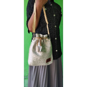 TAS SERUT FULL MULER TAS SELEMPANG WANITA MINI KANVAS 22 x 27 cm