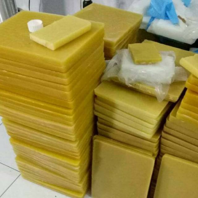 Beeswax Lilin Lebah 1 kg Bahan Kosmetik