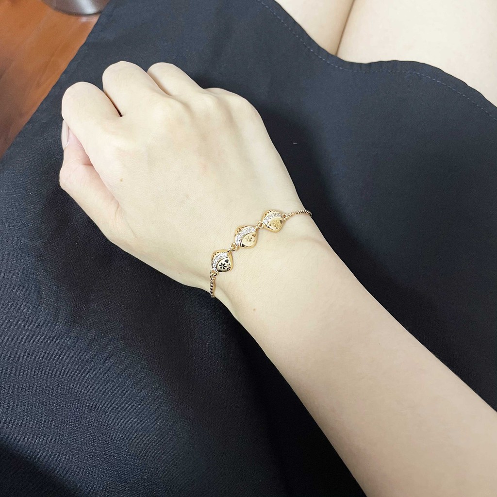 Gelang Wanita Korea / Gelang Titanium Wanita / Gelang Murah /Gelang Kekinian / Gelang Wanita Murah/Gelang Wanita Emas D377