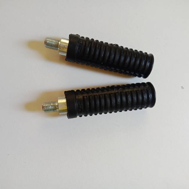 Pijakan Kaki Belakang motor c70 c700 dll logo AHM