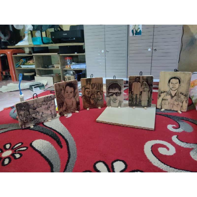 Foto Kayu Sketsa Souvernir Hadiah Kado