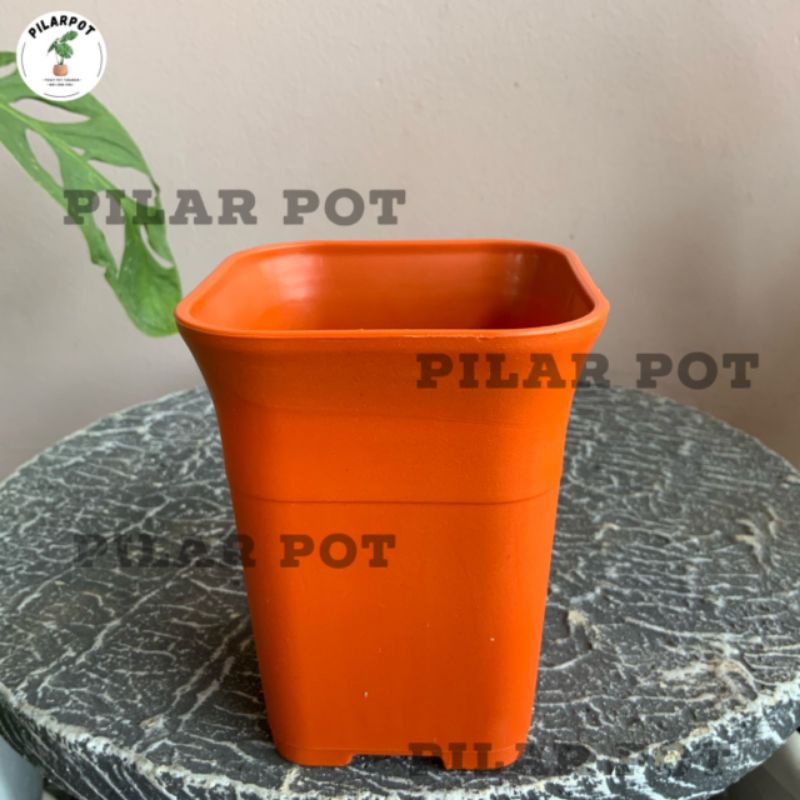 pot bunga tanaman nkt kotak juoss 12cm - NKT KOTAK 12 MERAH BATA