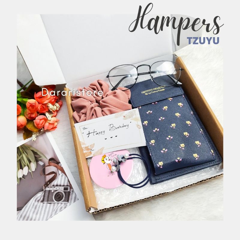 Hampers Dompet Tzuyu  Dararistore, wallet korean style, gift box hadiah ulang tahun, wisuda dll