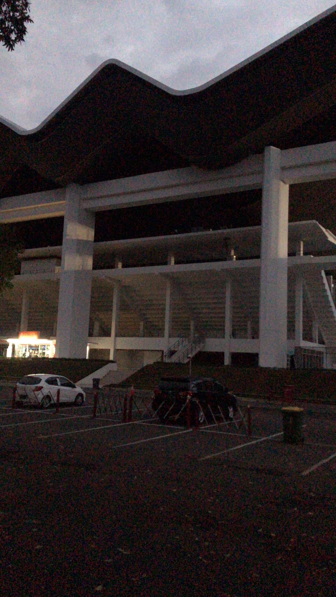 Kemeja Batik Pria Lengan Panjang Motif Terbaru Buat Seragam Kerja Kondangan Harian