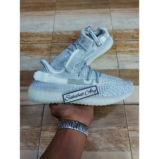 yeezy static cloud white