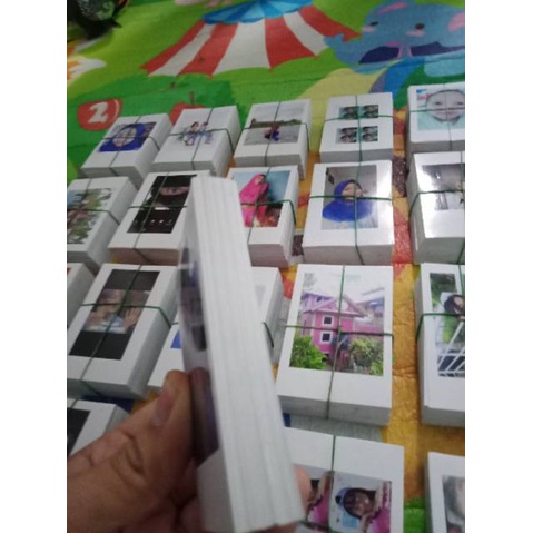 

COD 1 HARI JADI CETAK FOTO POLAROID 2R MURAH BISA CUSTOM BACKGROUN COD CETAK POLAROID STRIP MURAH 3