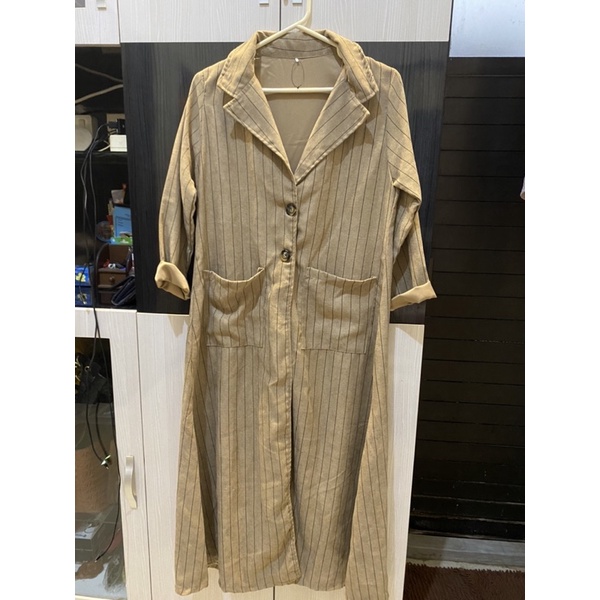 long outer motif garis