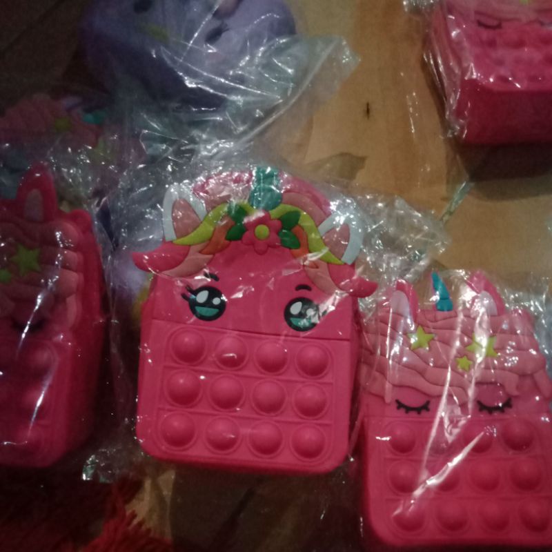 Tas pop it anak poni